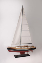 Segelyacht Omega 70 cm